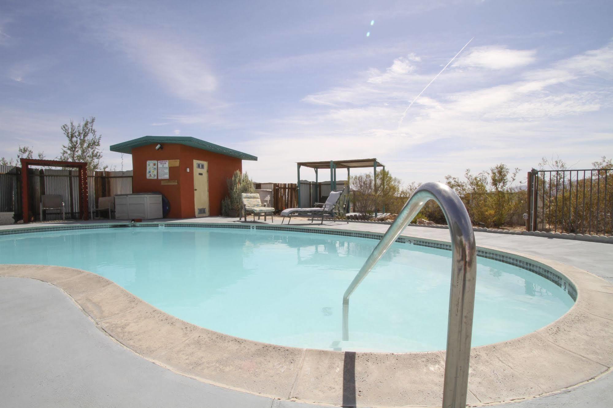 Harmony 2* Twentynine Palms