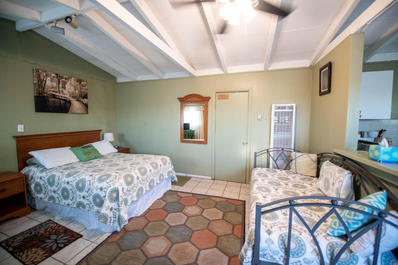 Harmony 2* Twentynine Palms